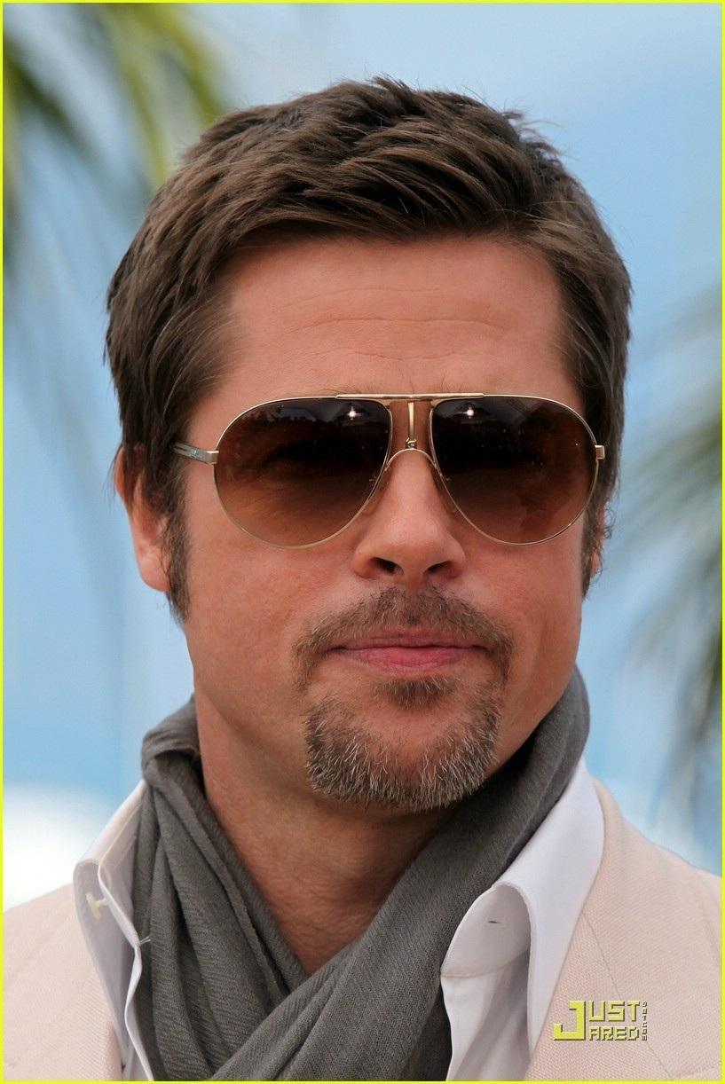 Brad Pitt is your dad in a suit on the set of The Big Short|Lainey Gossip  Entertainment Update